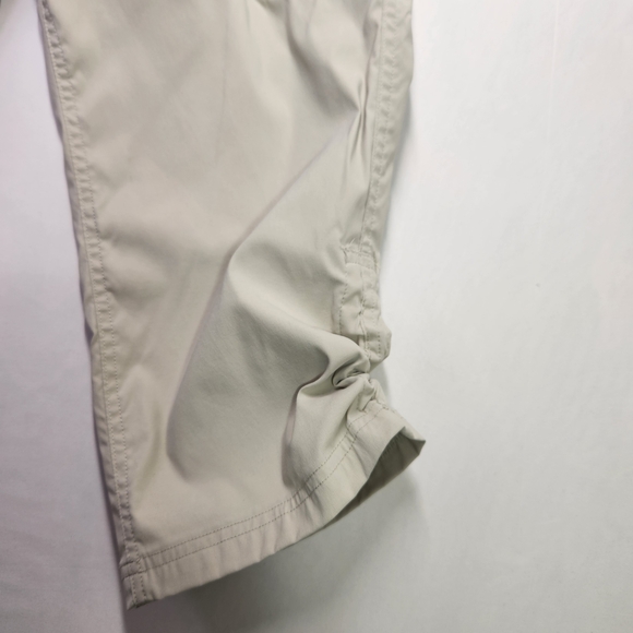 ⭐️Eddie Bauer Rainer Tech Capris – Women’s Size 10 – Beige Hiking / Travel - Picture 7 of 12